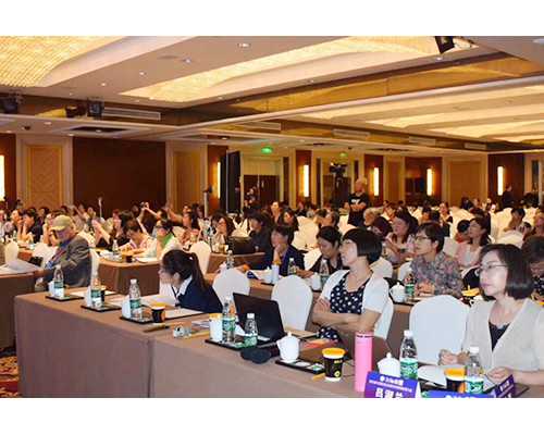 北京助孕服务咨询热线,北京协和医院做试管多少钱现在3年了没有怀孕