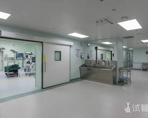 北京富婆二婚嫁给小19岁男下属怎么办,为什么北京一些口腔医院都不给孕妇看牙